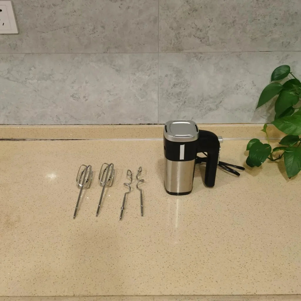 Batteur inox 500W 05 vitesses + Turbo Boommax BM-678S