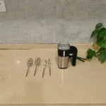 Batteur inox 300W 05 vitesses + Turbo Sonashi SMX-153